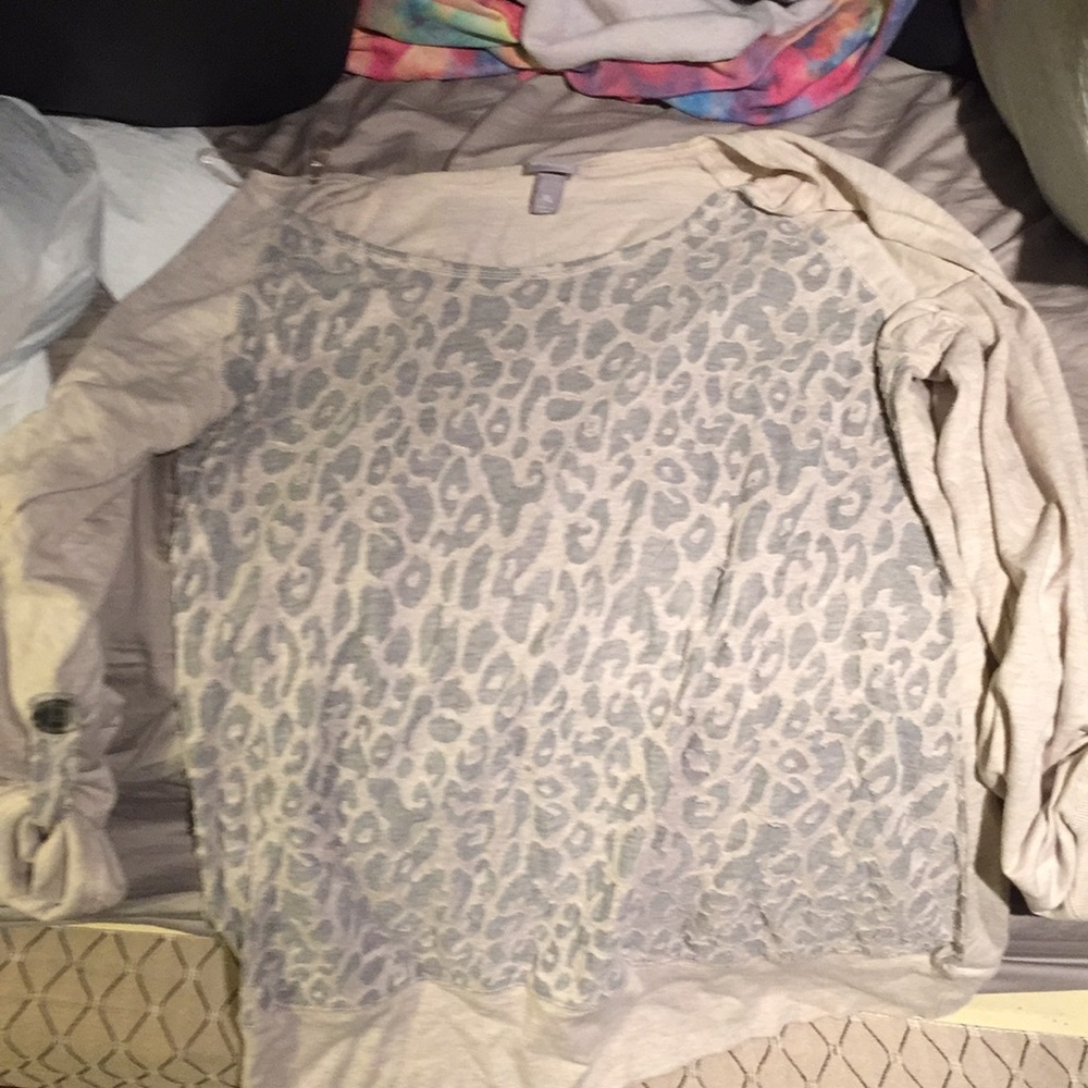 A XL Vanity dressy shirt